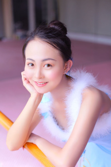 狗狗放里面突然变大